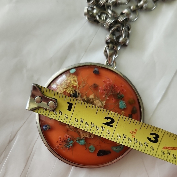 Elegant Orange and Silver Pendant Necklace - Picture 6 of 13